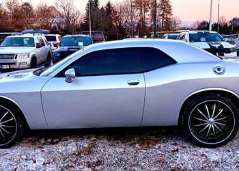 Dodge Challenger 5.7 V8 Hemi R/T Plus. Alu 22 cale. Kalifornia.