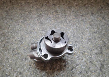POMPA OLEJU YAMAHA YZ 450 F 03-05R