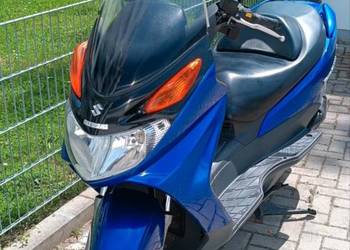 Suzuki Burgman 125 (skuter Kat A1, B)