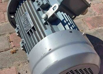 Silnik elektryczny 5,6 kW, 2900 obr. Wałek fi 28 mm