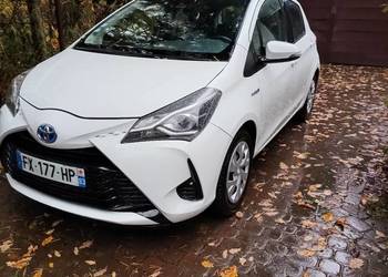 Sprzedam Toyotę Yaris 3 hybryda