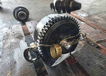 KOŁO ZĘBATE SKRZYNI DEUTZ- FAHR AGROTRON X720 KOSZ KOŁO ZĘBATE SKRZYNI DEUTZ- FAHR AGROTRON X720 KOSZ