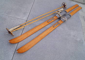 Stare narty drewniane 180 cm + kijki