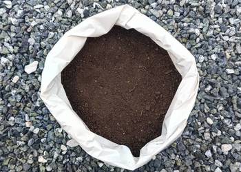 Ziemia przesiewana, piasek 0/2 - worek. Dostawa pod dom, każda ilość.