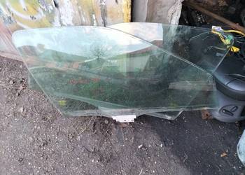 FORD MONDEO MK1 MK2 SZYBA DRZWI PRAWA  PRZÓD