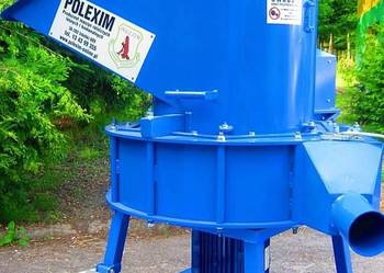 RĘBAKOMŁYN NOŻOWO BIJAKOWY z dwoma zasypami. Moc 15 kW