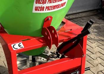 Rozsiewacz siewnik nawozu sadowniczy polowy