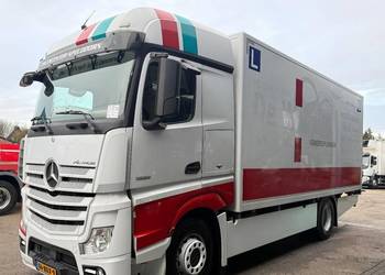 Nauka jazdy L Lekcja pojazd nauki jazdy