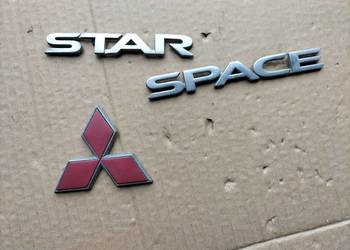 Mitsubishi Space Star MK1 ZNACZEK EMBLEMAT NAPIS