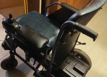 Wózek inwalidzki elektryczny