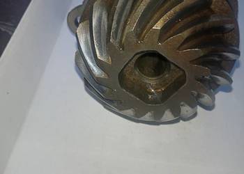 Zębatka zdawcza napędu wału Suzuki vx 800