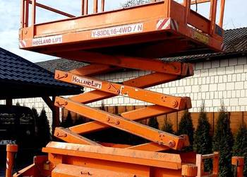 Podnośnik nożycowy 4x4 terenowy kubota spalinowy Holland Lift 2006r Vat 23%