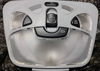 Mercedes C-klasa W203 Lampka podsufitki przód, 2038201101