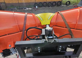 Ciężki pług strzałkowy mocny ATMP model2 drogowy 2,8m
