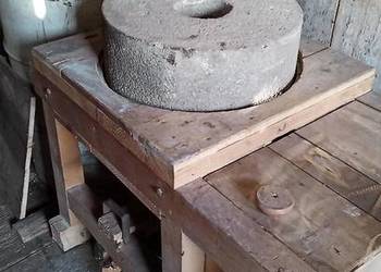 żarna zabytkowe retro