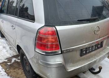 Klapa lampy zderzak drzwi lusterko deska maska błotnik opel Zafira 2 b II