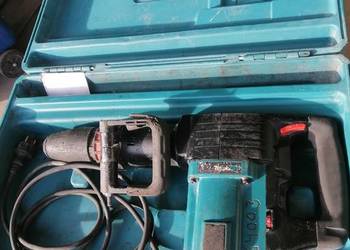 Młot wyburzeniowy Makita HM1202C