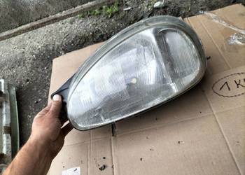 CORSA B LAMPA PRZÓD PRZEDNIA LEWA REFLEKTOR