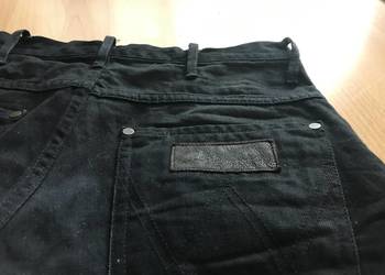Spodnie marki Wrangler  29x34