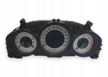 LICZNIK ZEGARY A2049004609 Mercedes W204 2.2 CDI Diesel europa