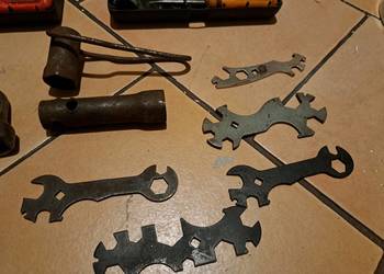 Klucze  motor- rower-sam. z czasów PRL