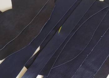 Skóra (230) Licowa Włoska średnie i małe kawałki Granatowy Granat Cienka Skóra (230) Licowa Włoska średnie i małe kawałki Granatowy Granat Cienka