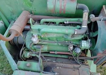 John Deere 630
