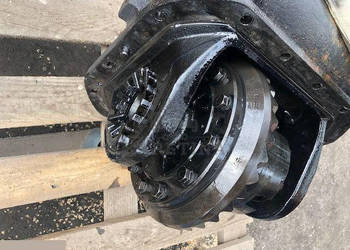 JCB 530-70 - Wkład Mostu [Atak/Talerz 8x35]