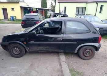 Opel Corsa 1,0 43 kW 1998 r. dawca części