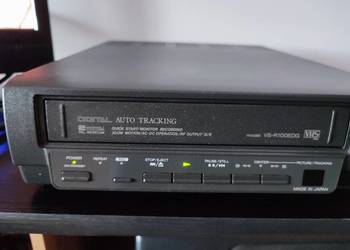 odtwarzacz VHS - Akai  VS-R100EDG