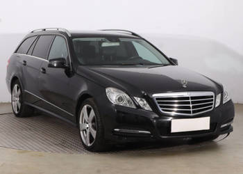Mercedes E E 200