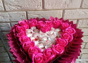 Słodki bukiet serce z roz mydlanych i raffaello prezent dla niej
