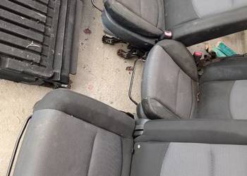 Mazda 5 fotele siedzenia 7 osobowe kanapa