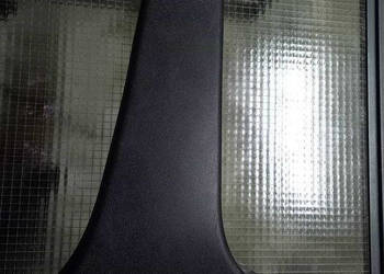 Osłona słupka prawa dacia sandero II Lift 19r 0.9 tce