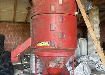 Mieszalnik pasz ZUPTOR 1,5t