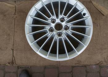 Felga alu pojednyncza 5x112  8Jx17 cali ET46 Audi A3 8Y0601025B j.Nowa