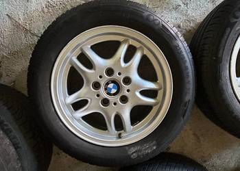Sprzedam Felgi BMW E36  Nowe oponki 215 5516 Barum