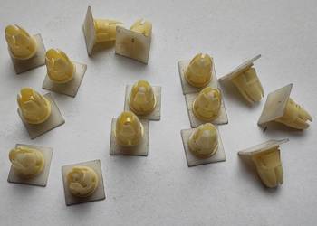 Spinka listwy 92152204 Saab 93