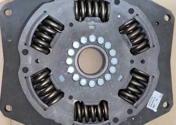 Tłumik 370013210 sprzęgło Magnum MX T8. T7. Case New Holland