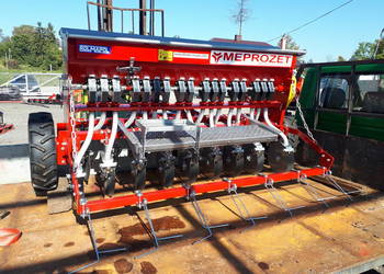 Siewnik zbożowy  MEPROZET 3,0m znaczniki hydrauliczne