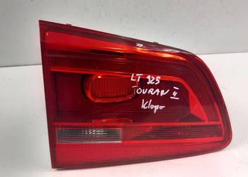 VW TOURAN II VAN LAMPA TYŁ LEWA W KLAPĘ