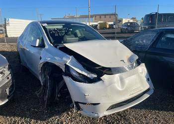 TESLA Model Y AWD Performance GK667