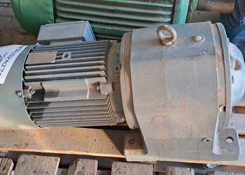 Motoreduktor SEW 7,5kw 153 obr Motoreduktor z hamulcem R92 DV132M4BM