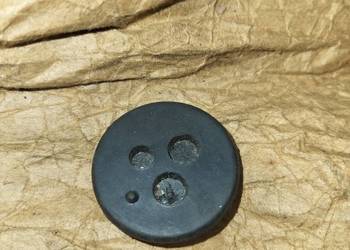 Wartburg 353 - Nowa przelotka gumowa w grodzi na kable i przewody