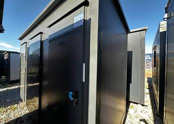 KONTENER SANITARNY 3 KABINY / WC+PISUAR+BOJLER / WC/ WC