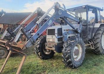Tur do ciągnika Renault