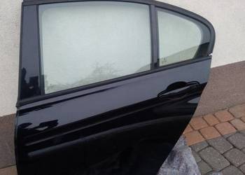 Drzwi lewe F30 kod 668