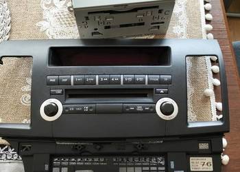 Fabryczne  w pełni sprawne radio z panelem Mitsubishi Lancer