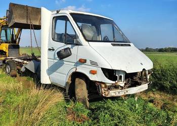 Mercedes 316 na części