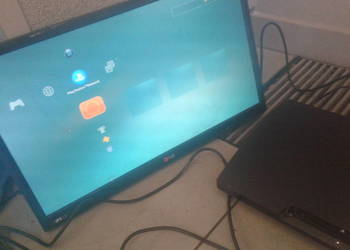 ps3 slim gry i pady -bluetooth usb wifi ,internet -hdmi